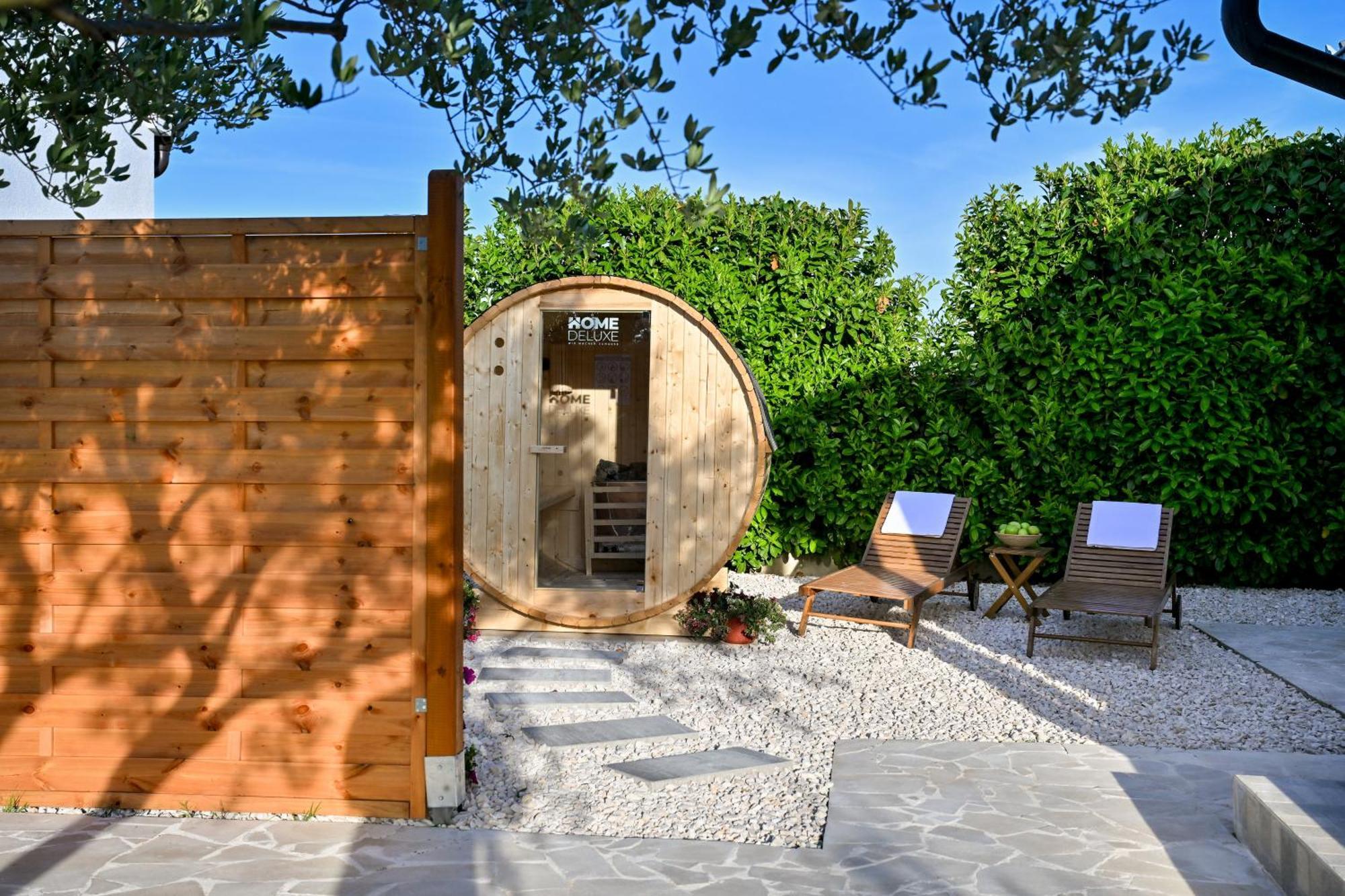 Holiday Home Aprilis With Pool, Jacuzzi And Sauna Galovac  Zewnętrze zdjęcie