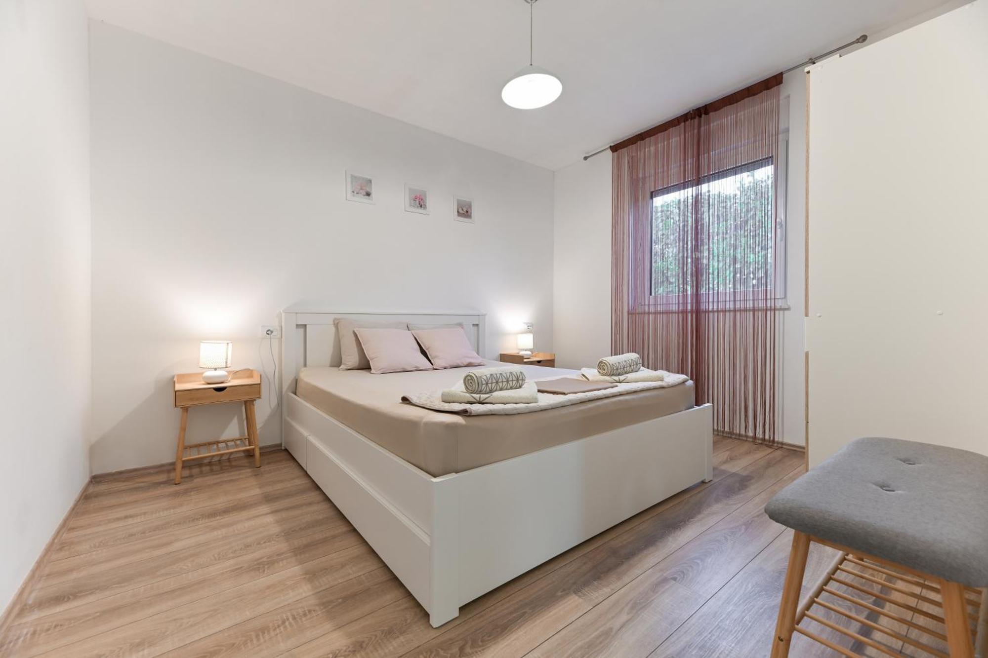 Holiday Home Aprilis With Pool, Jacuzzi And Sauna Galovac  Zewnętrze zdjęcie