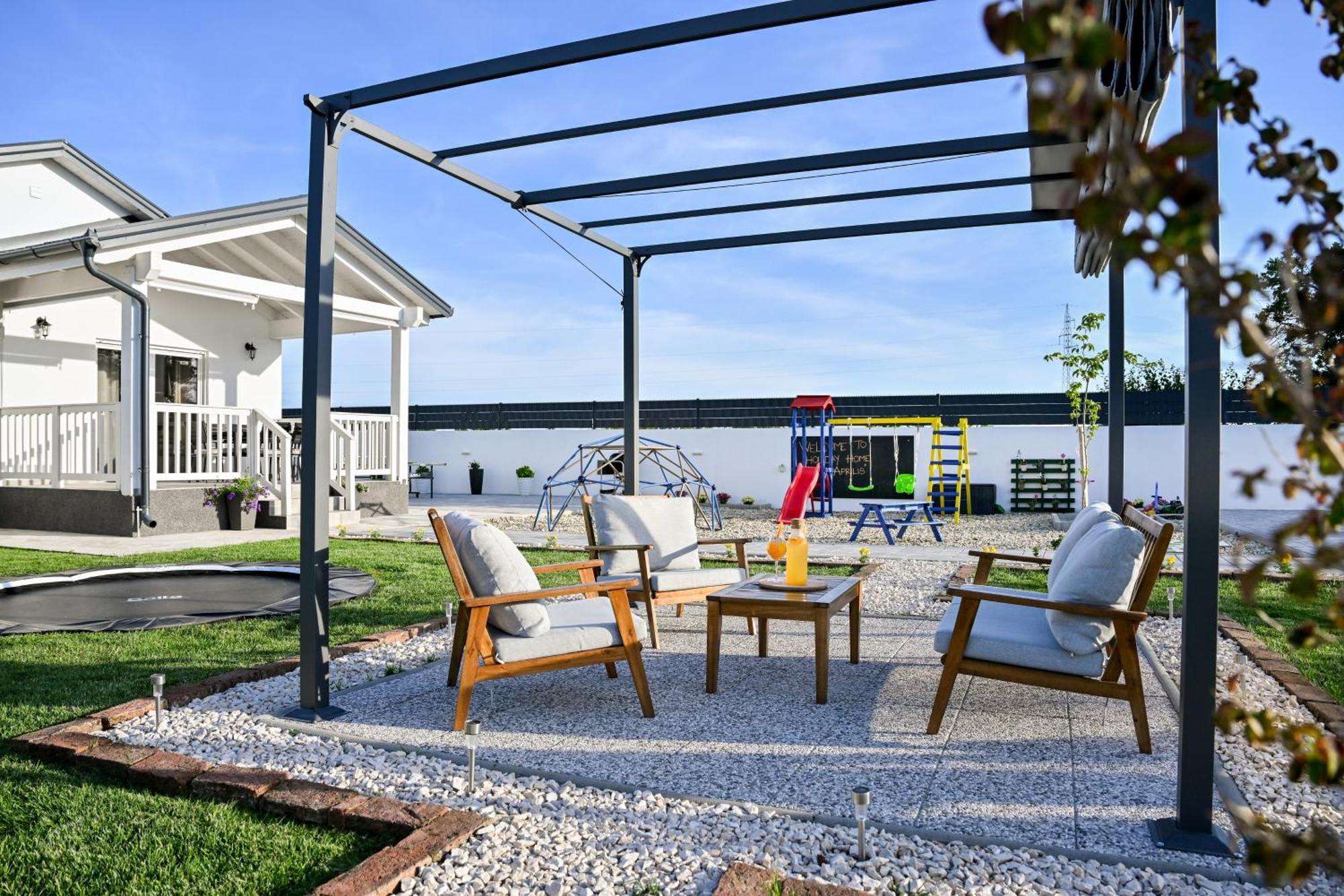 Holiday Home Aprilis With Pool, Jacuzzi And Sauna Galovac  Zewnętrze zdjęcie